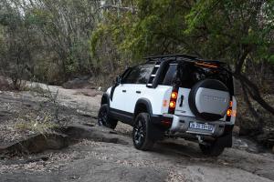 Land Rover Defender 110 P400 S Urban Pack 2020 года  (ZA)